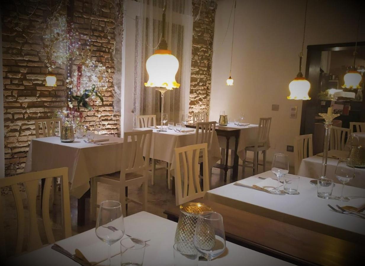Albergo Ristorante Palladio Osteria Dal 1900 Fratta Polesine Eksteriør billede