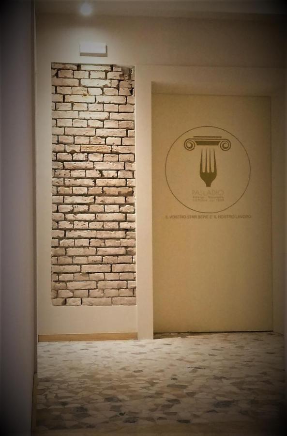 Albergo Ristorante Palladio Osteria Dal 1900 Fratta Polesine Eksteriør billede